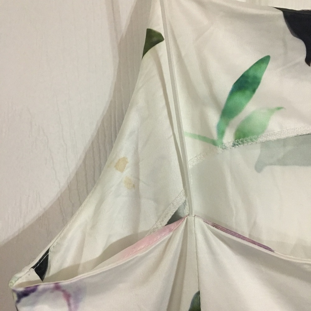 Floral square neck dress - Picture 5 of 7